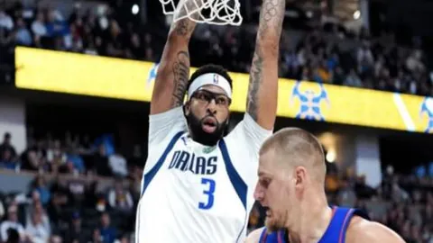 冰雪青春闪耀亚冬会——志愿热情共燃盛事